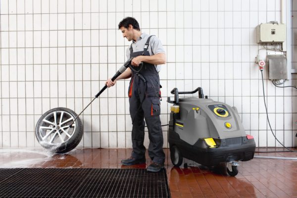 HDS 7/16-4C Idropulitrice professionale a caldo Karcher